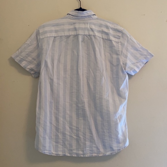 American Eagle Striped buttondown tees shirt - Picture 2 of 4